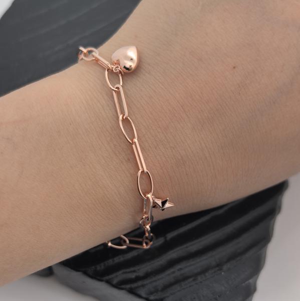 925 sliver bracelets wiht heart and star chain .