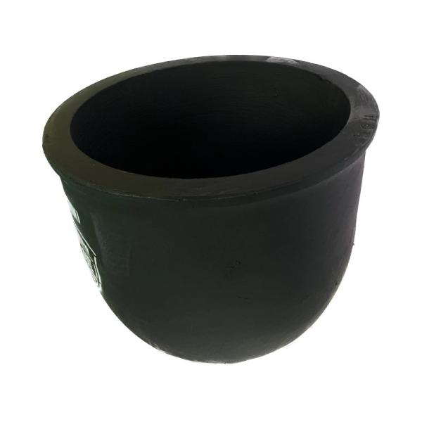 Low Slag Adherence Round Crucible , Conventional Circular Refractory Graphite Crucible