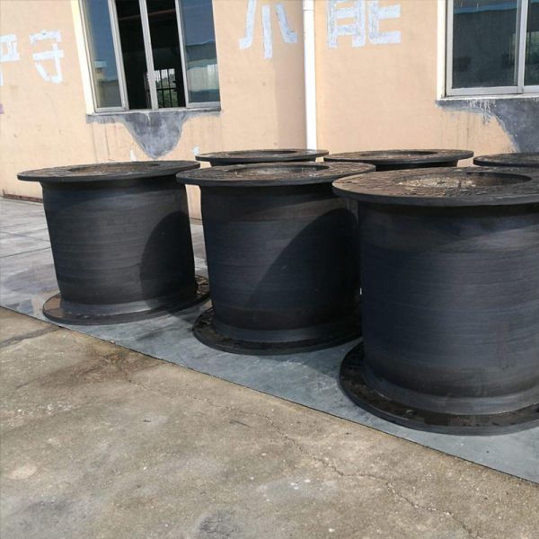 Cost Effective Easy Maintenance High Structural Stability Cell Rubber Fender for Marine Docking