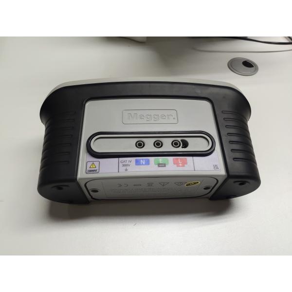 Large Bright LCD Display MFT1700 Series Multifunction Megger Tester MFT1711, MFT1721 with Two and Three Wire Non Trip Loop