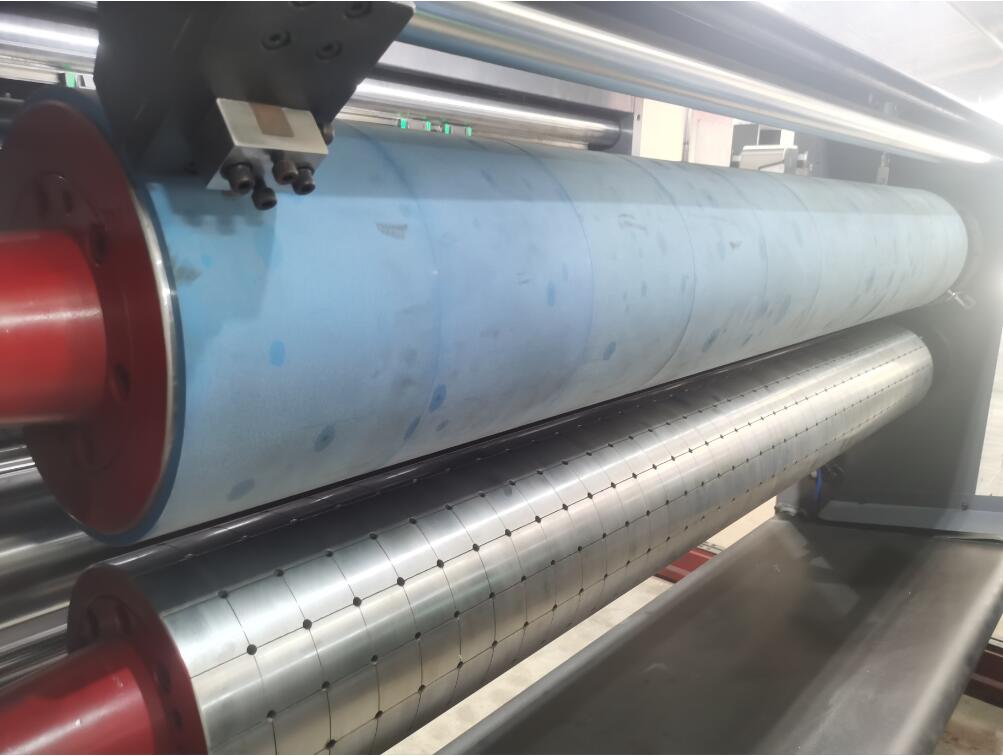 автоматическое складывая клея оборудование печатания Flexo машины 150kw для рифленой коробки коробки