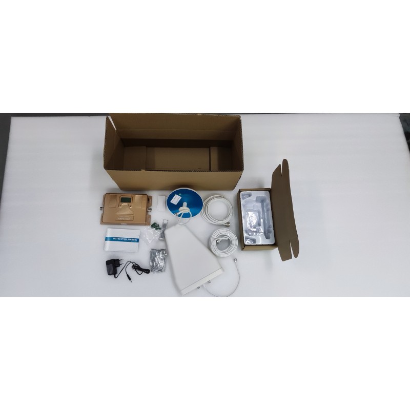 GSM LTE 2G 4G Signal Repeater with 70dB Gain, 800MHz Range, and Automatic Gain Control for Enhanced Mobile Signal