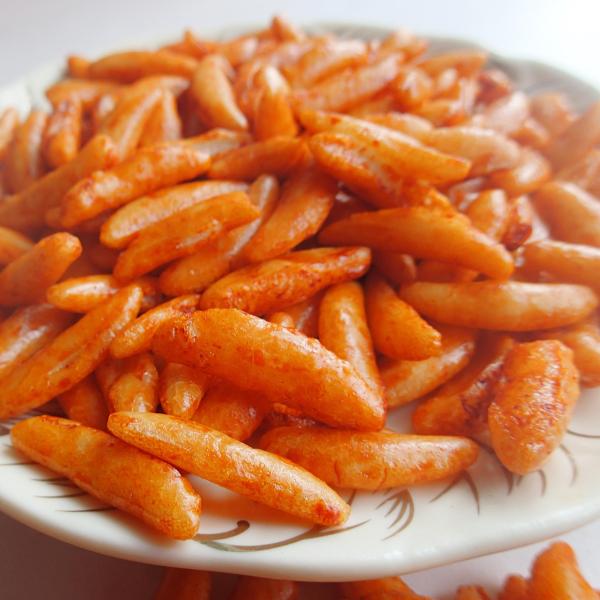 Wholesale Japanese Grain Snacks Baked Chilli Rice Crackers Snacks Food