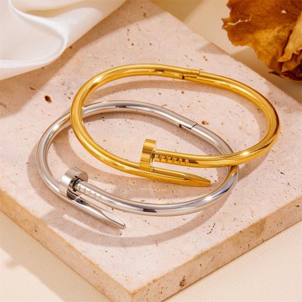 Minimalist High-quality Stainless Steel Nail Bracelet