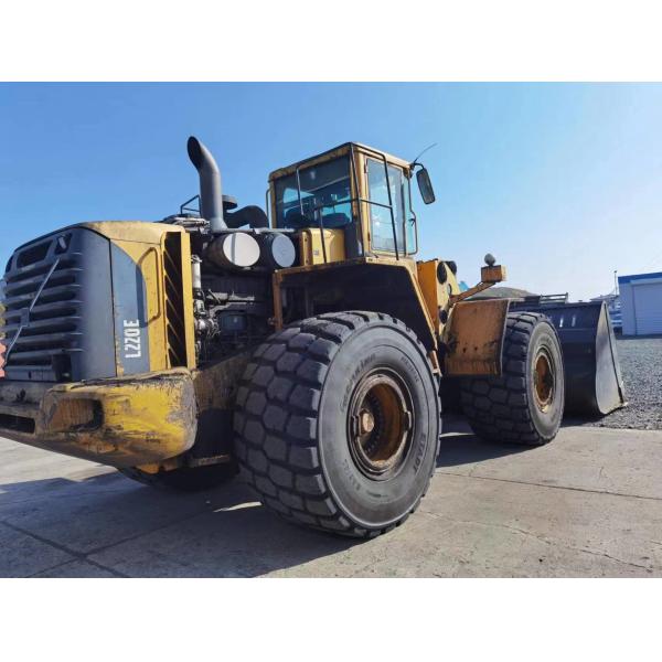 4WD Drive Type Used Loader VOLVO L220E Original Design Wheel Skid-Steer Loader Moving Type