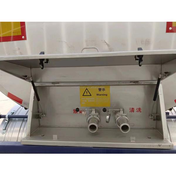 Farm Milk Transport Truck Fresh Milk Tanker with Storage Tank