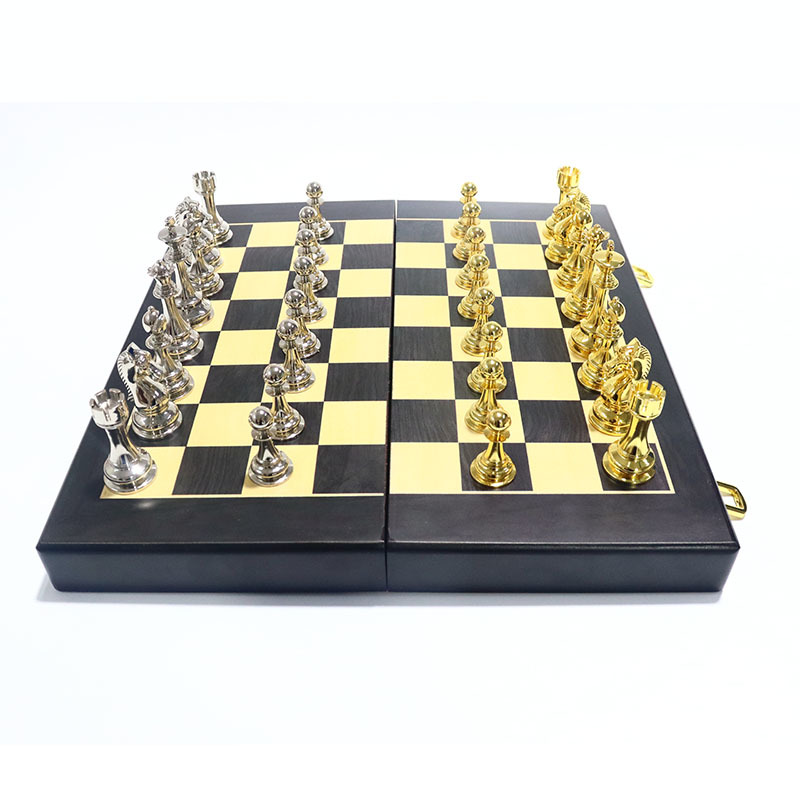 Durable Zinc Alloy Foldable Chess Set with Customizable Logo - Metal Chessboard for Family-Friendly Game