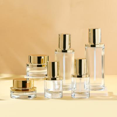 Matériaux d'emballage cosmétiques haut de gamme Bouteilles vides en verre Petit lot Logo à écran de soie