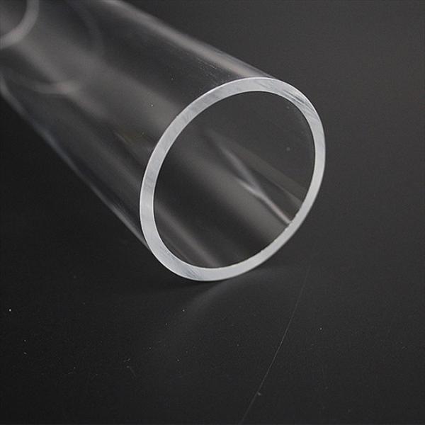 O espaço livre alto vê através do aquário acrílico contínuo do tubo de Pmma do tubo claro do acrílico