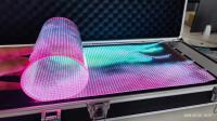 Écran à film transparent à couleur LED RGB P10 Écran d'affichage à LED dur / flexible intérieur