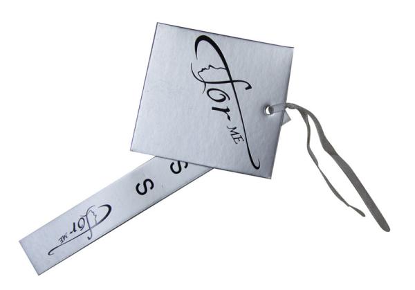 600gsm Cardboard clothing hang tags foil logo with light silvery ribbon