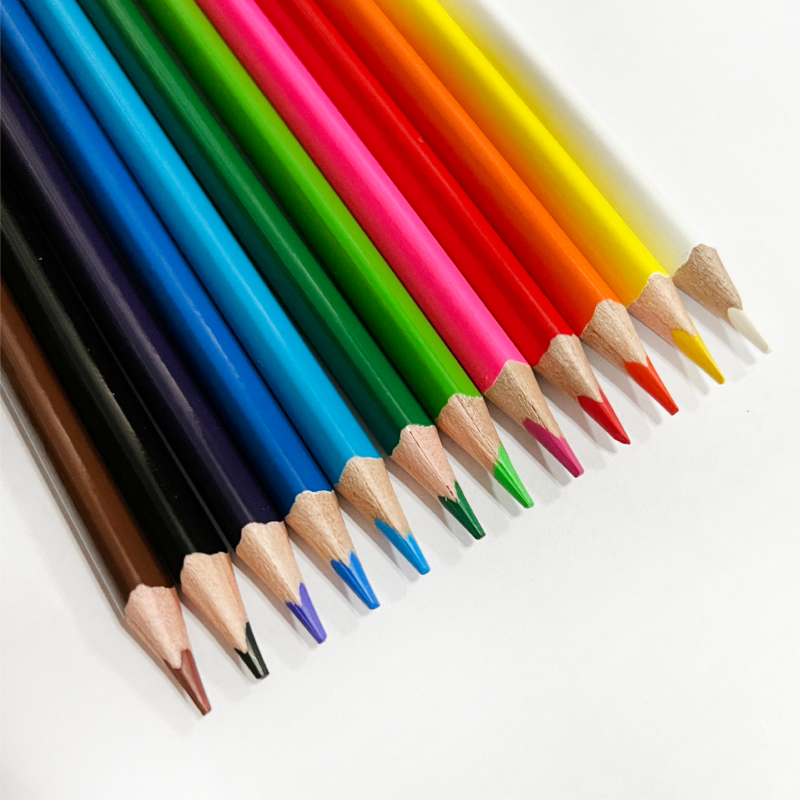 High Quality 7 Inch 12PCS Colored Long Students Painting Wood Triangle Color Pencil