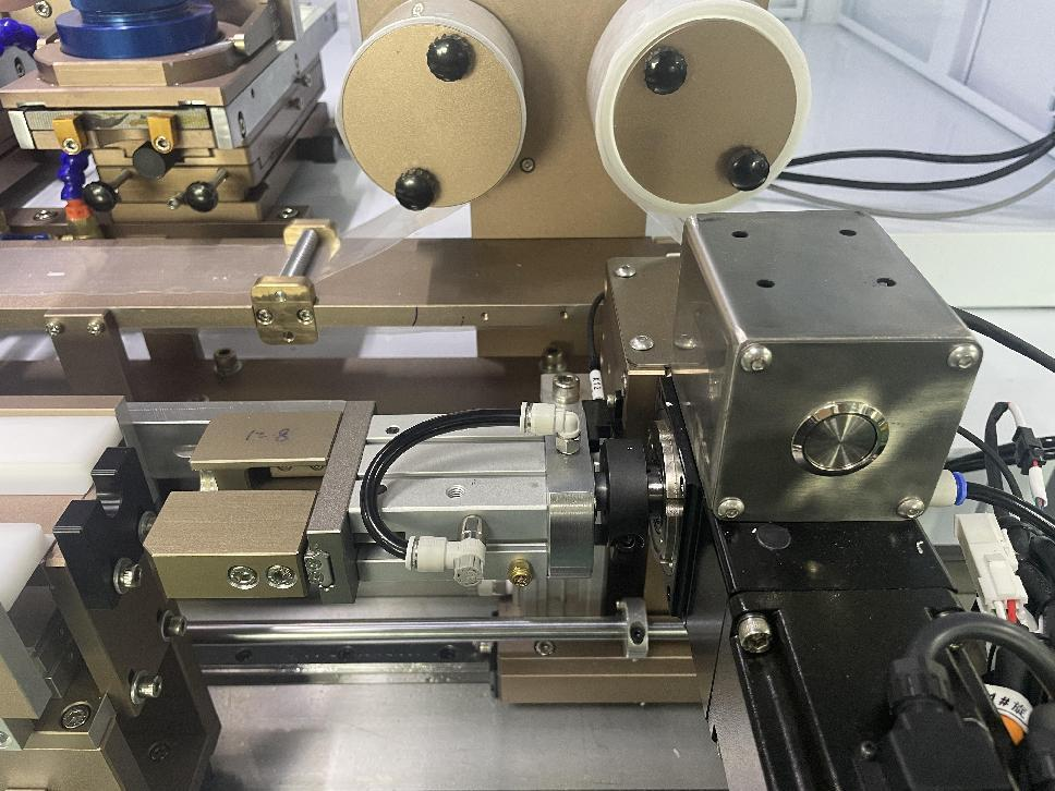 8 Color Auto Servo Pad Printing Machine Air Consumption 5-7 bar 250 L/min