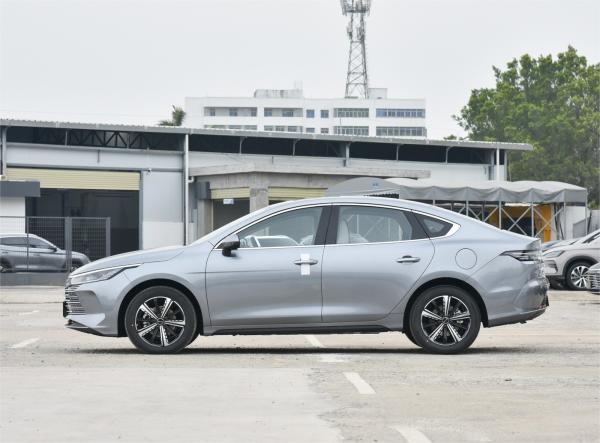 2024 BYD Destroyer 05 Dm-i Hybrid Vehicle 120KM Flagship Energy Vehicle