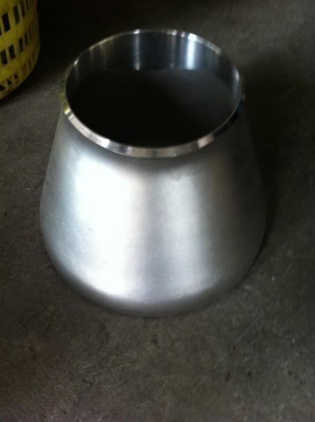 ASTM A815 WPS31803 Duplex Steel Pipe Fittings , S31803 Seamless Butt Weld Pipe Fittings