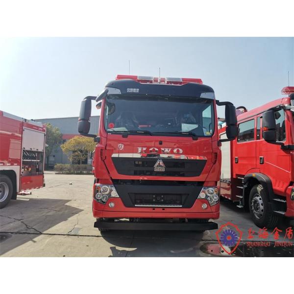 Тележка светлой пены привода 8000L обязанности 4×2 противопожарная с ручным монитором огня