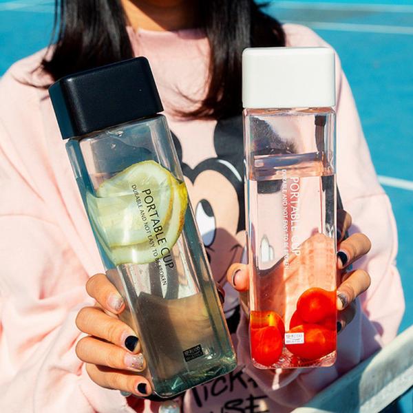 Back to School Essential Clear Frosted Square Portable Plastic Water Bottle with Rope