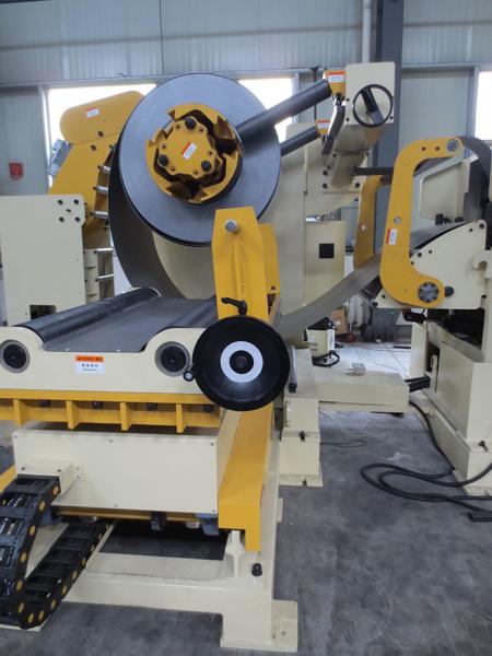 Material Rack Sheet Metal Decoiler Linearizer , Steel Coil Straightener