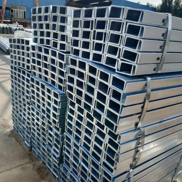 Galvanizado en caliente U espaciador/canal espaciador baranda de protección de la carretera fabricado por chinos