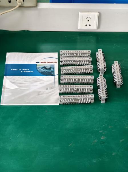 P Expérience de fonctionnement stable dans des conditions difficiles avec JGX-0958A-95A Isolateur de vibration de câble en acier à haute résistance /p