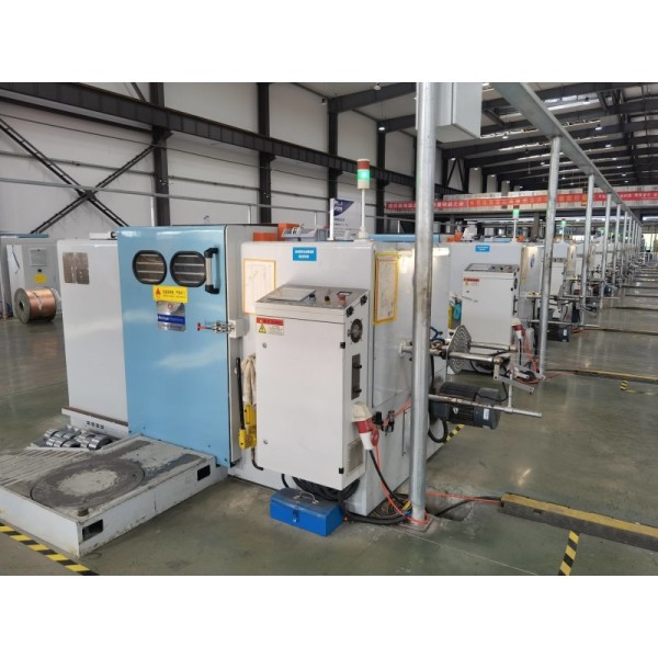 4500KG Cable Wire Twisting Machine 3300x1550x1800mm 0-25N Wire Tension