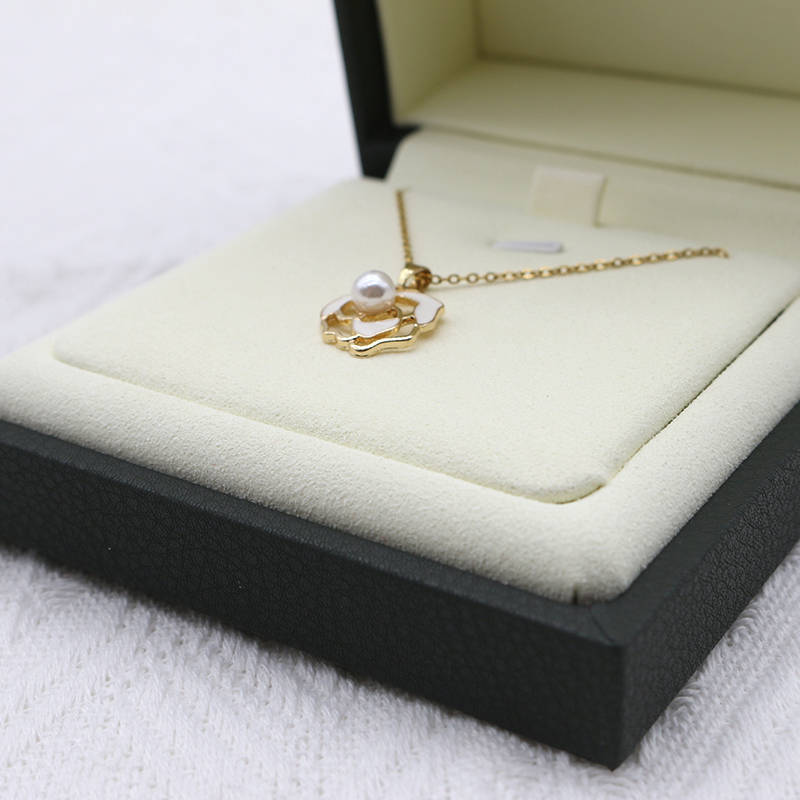 Custom Logo Jewelry Display Box Leatherette Necklace Box With Textured Matte Exterior