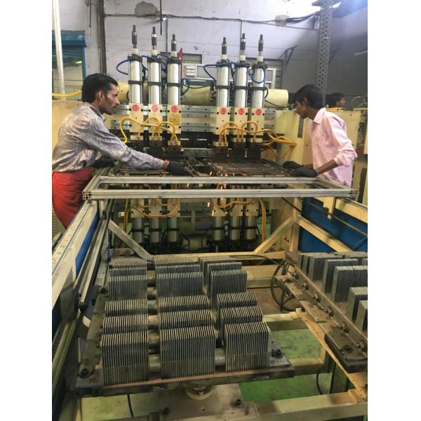 Профессиональное производство ячеистой сети сварщиков провода трубки Бунды холодильника конденсатора