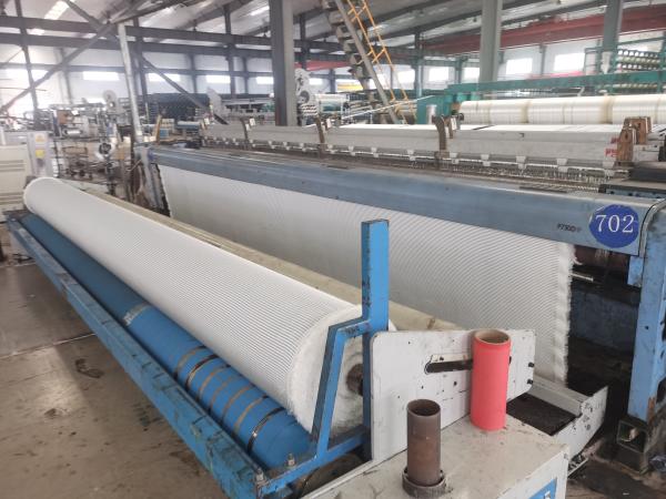 5.2m Width Woven Geotextile Fabric With Strength 10% Elongation And Heavy-Duty ≥12KN CBR Puncture Strength