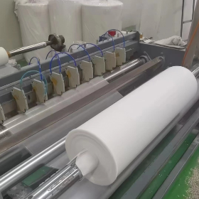 Medical Jumbo Gauze Roll Hydrophilic Bleached Cotton 100% Absorbent Cotton Customizable Width & Length