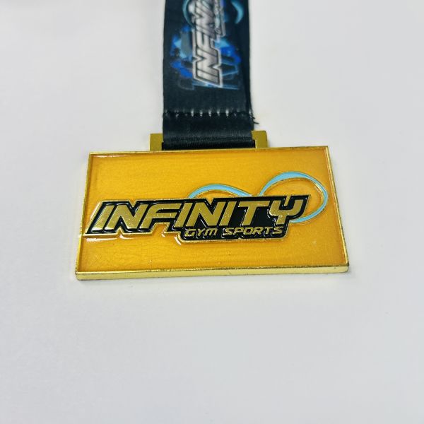 3D metal medals die casting zinc alloy engraved running award medals with gold silver copper plating and ribbon lace