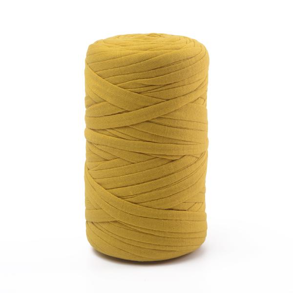 Рука руки футболки вяжет смешанную пряжей пряжу вязания крючком коренастого Merino полиэстера шерстей толстую