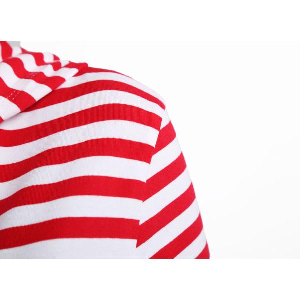 Женщины связали длинный рукав с платьем моды клобука