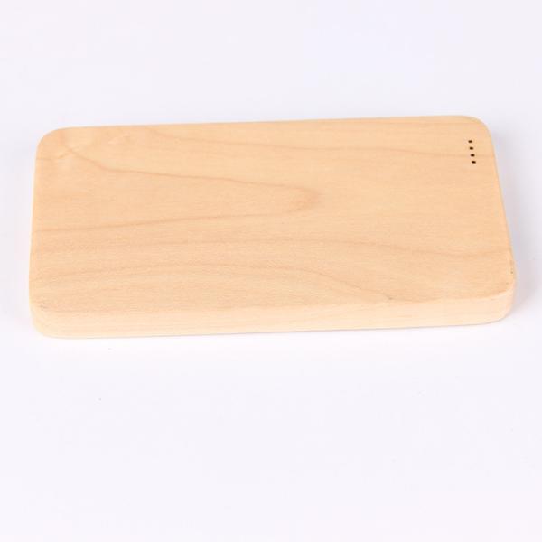 Mobile Phone Wooden Power Bank High Energy Efficiency 8000mAh / 6000mAh Available