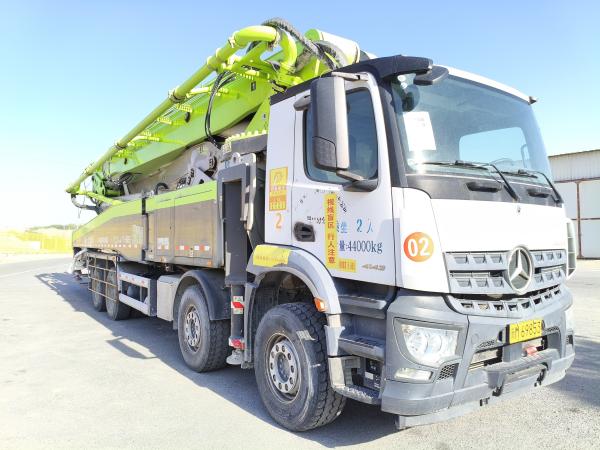 2020 Zoomlion ZLJ5441THBBE 56m Concrete Pump Truck on Benz Chassis