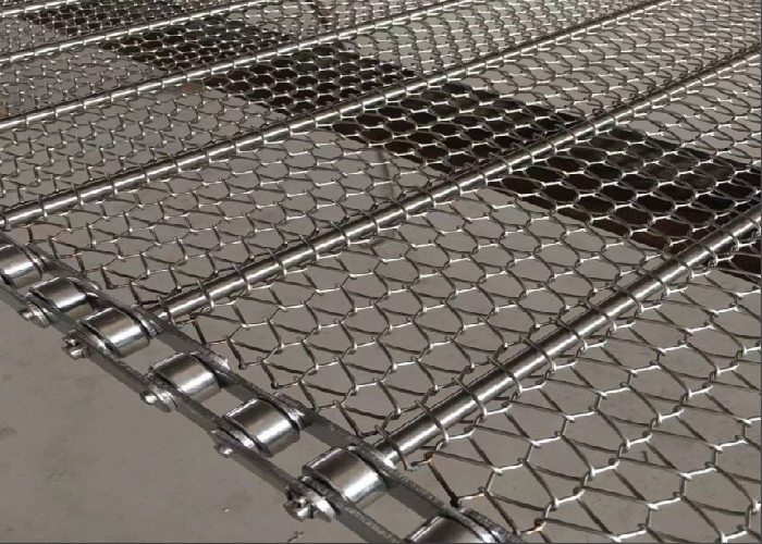 Durable Steel Conveyor Belt For Heavy Duty Transport In Industrial Applications