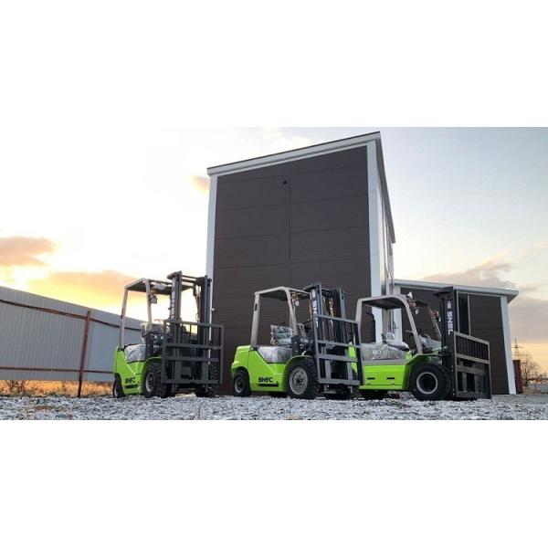 2 Ton 2.5 T Electric Forklift 4 Pviots Battery Operated Forklift