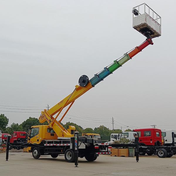 China Hot Selling Factory Price Top Quality Customized Dongfeng 4*2 New Diesel 33 m High Working Platform Truck Crane