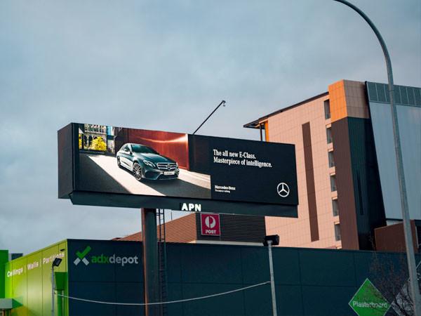 1R1G1B Outdoor Advertising Led Screens P10 SMD Hign Brightness Waterproof Iron Cabinet
