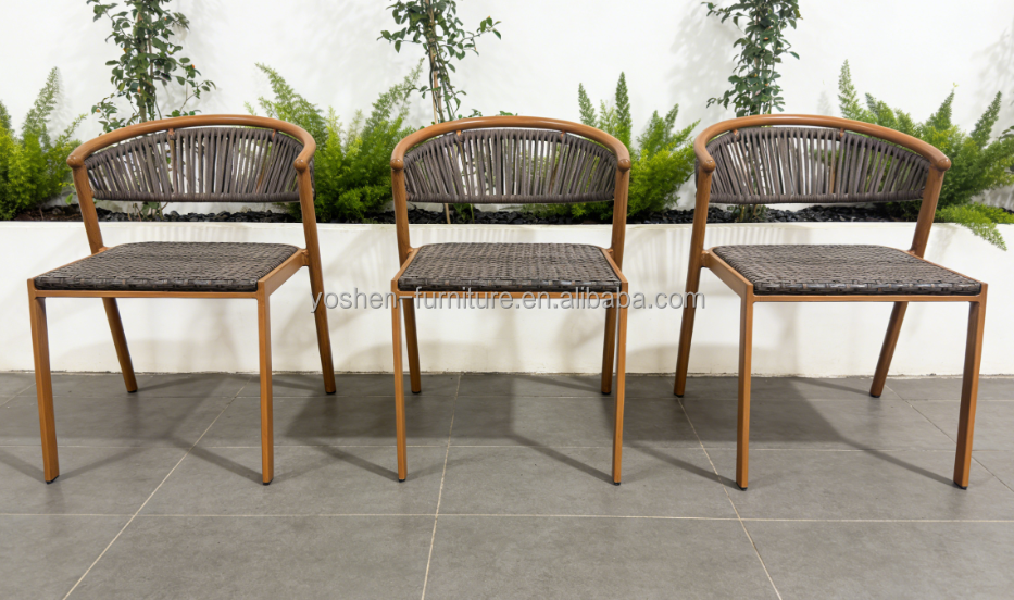 Yoshen Stackable Outdoor Lounge Chair PE Rattan Aluminum Frame for Patio Garden Villa
