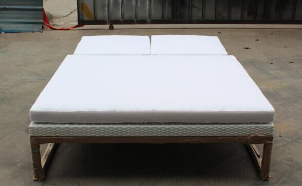 Yoshen outdoor SS metal sun lounger rattan/wicker chaise lounger daybed-6068-1