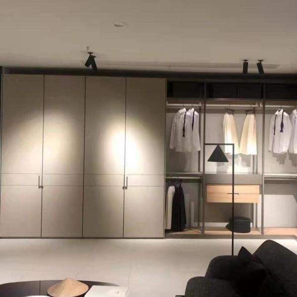 European Style Walk-in Bedroom Wardrobe Closet with Modern Design and Contemporary Style