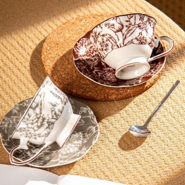 Food Grade Porcelain Taza Red Floral Cups And Saucers Set For Luxury Afternoon Tea