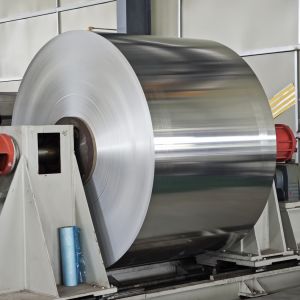 Сплав 3003 0,6 мм Предварительно окрашенный алюминиевый лист для солнечных теплоизоляционных панелей