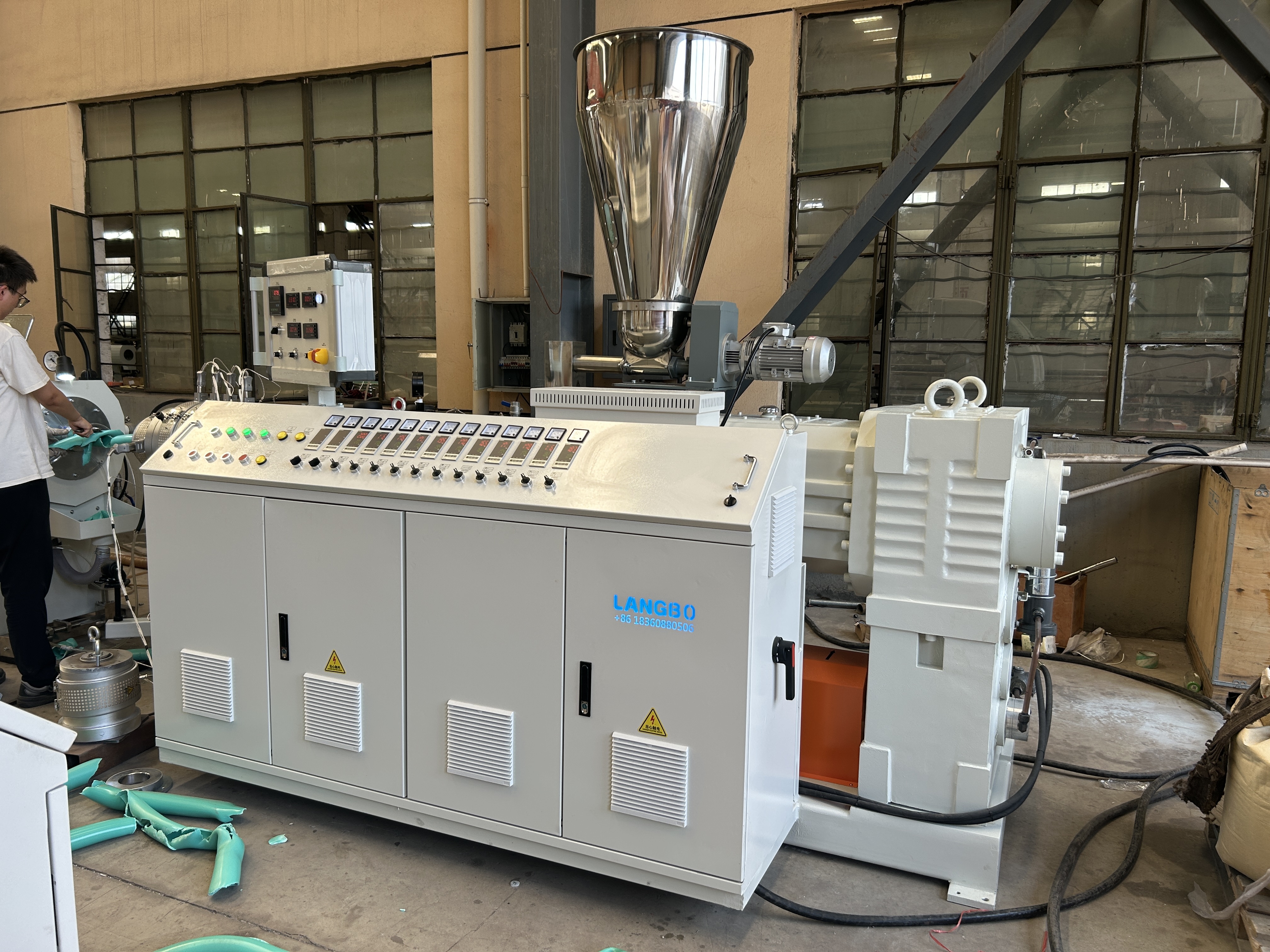Hot Selling PVC UPVC Plastic Pipe Tube Manufacturing Extruder Machine
