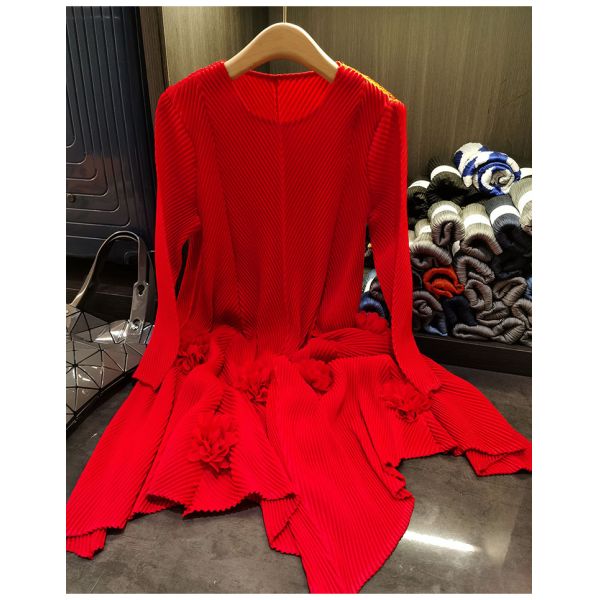 High-end 3d Flower Round Neck Long Sleeve Pleated Plus Size Women's Dresses