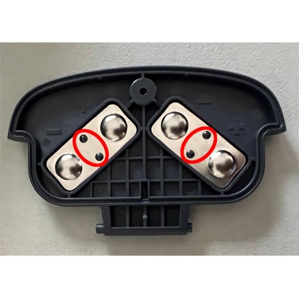 Dual-head Heat Staking Tip with Simultaneous Heat Staking of Two Plastic Stakes