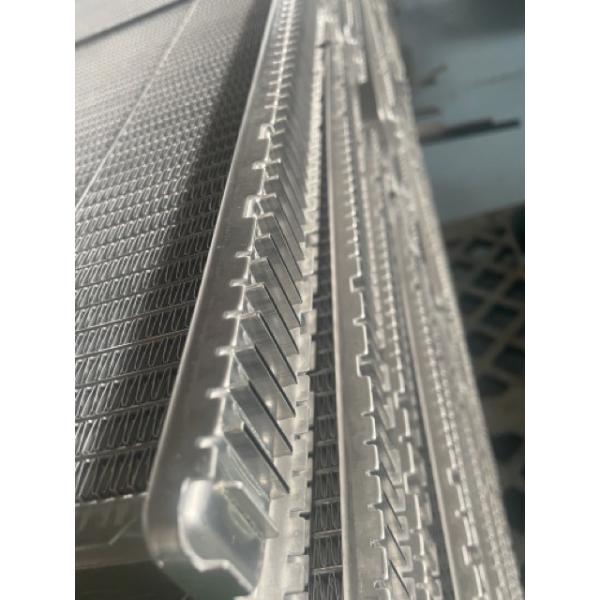 Heat Transfer Efficiency Vehicle Water Tank Radiator Aluminum Alloy Tubing 3003