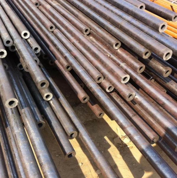 Tubo de aço de baixa temperatura de 12 m com tratamento de superfície galvanizado ASTM A333 Standard BV Certificado