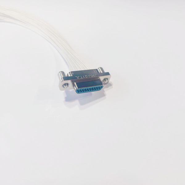 J30J Electrical Crimp Connectors 9 Pin Male Connector 1.27mm