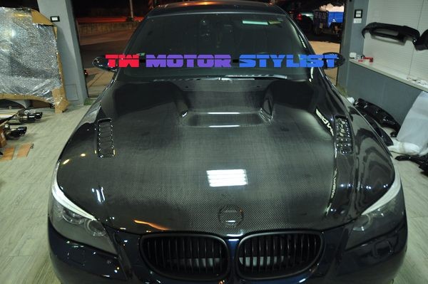 Клобук волокна углерода BMW E60 TMS исключительный полный